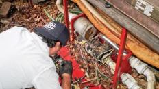 Separation: Before the attorney

general’s opinion was published, many service techs believed

their license allowed them to work on commercial pools and spas.

That assumption has now been challenged.