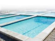 Moving on up: The

NPIRC found that with manual chemical adjustments alone, a

salt-chlorinated pool’s pH drifted upward in only a few

days.