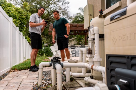 Customer easily pays invoice on mobile device.