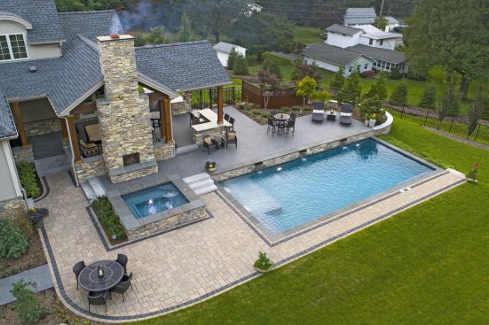 Gold:
Residential Concrete Pools — Geometric
Aquavisions Inc., 
Mechanicsburg, Pa.