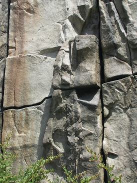 Best practices: This rockwork, by diGiacomo Inc., shows excellent shading, with mineral staining and wear depicted. The shading was applied vertically because rainwater would fall down the formation, carrying minerals and dirt with it.