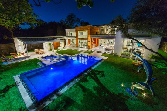 Designed by Randy Angell, built by Pool Environments