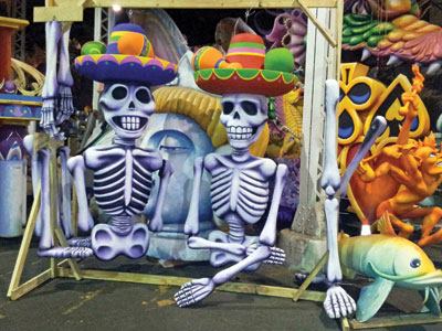 Showtime: Welcome party guests enjoyed local

cuisine, music and parade floats at the Mardi Gras World

facility.